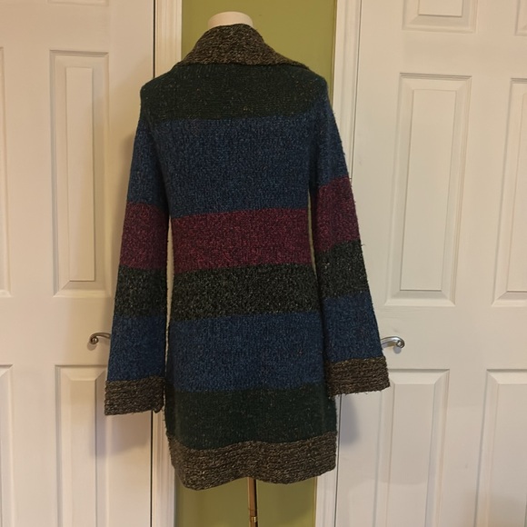 One A Long Sweater with Pockets Button Up Large - Picture 5 of 6